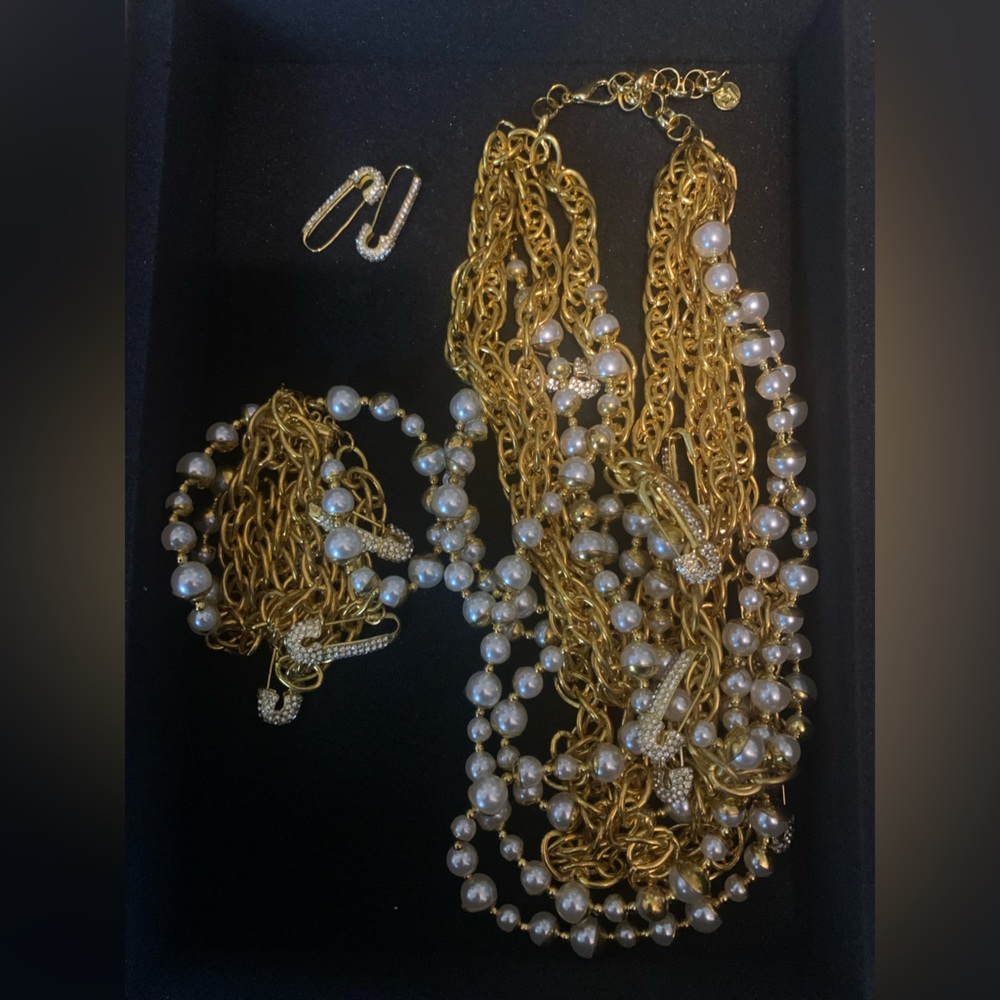 Sassy Jones Vintage VP Collection